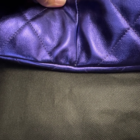 Virsa XL Diamonds Eternal Quilted Leather Metallic Purple Crossbody - Picture 6 of 9